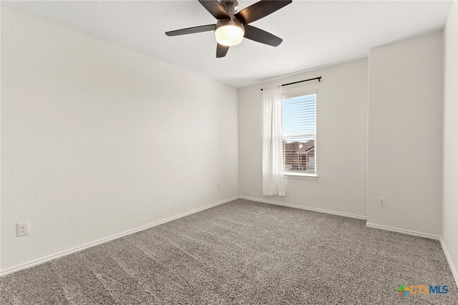 Photo - 175 Honey Oak Ln