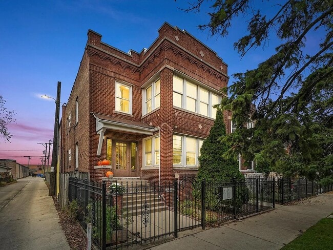 Springfield - Springfield Condo Unit 1R