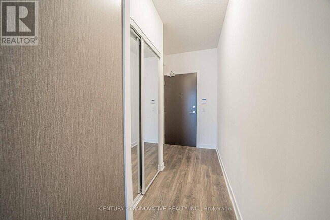 Photo - 10 Honeycrisp Cres Unité 902