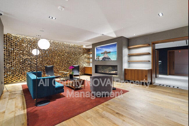 Photo - 1625 Eckington Pl NE Unit PH312
