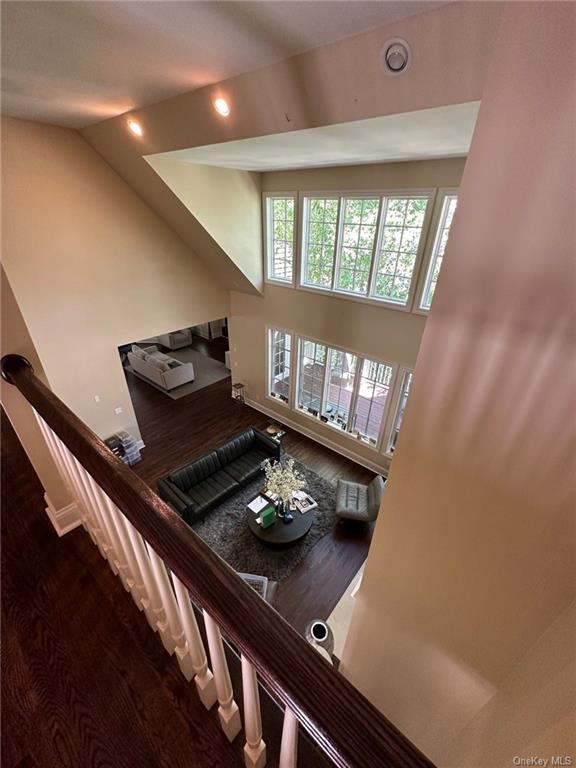 1 Copper Beech Cir Rental House Rental in New Rochelle, NY