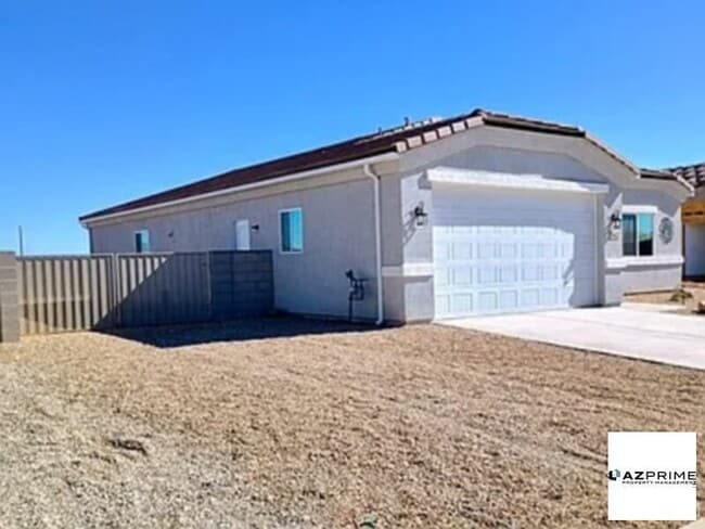 Photo - Spacious 4 bedroom