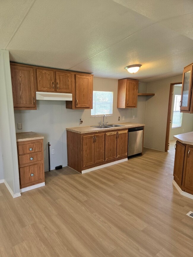 Photo - 22091 Bowden Dr