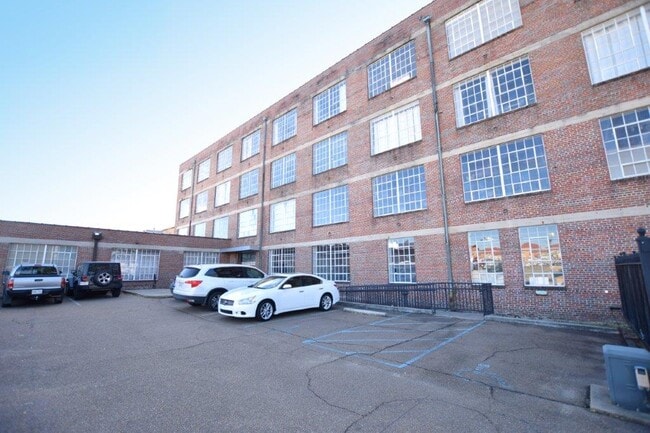 Photo - 736 Dickies Lofts