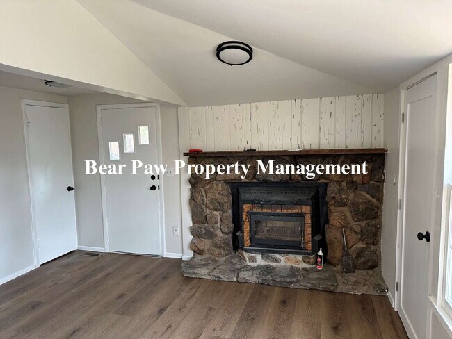 Photo - Cute little Home near Downtown Evergreen!!