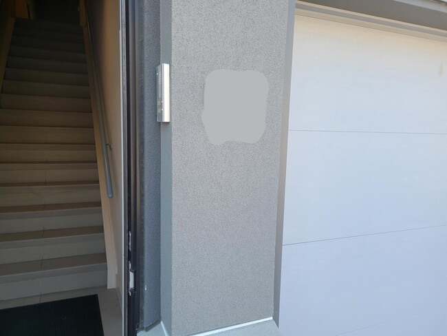 Photo - 550 Sandison St
