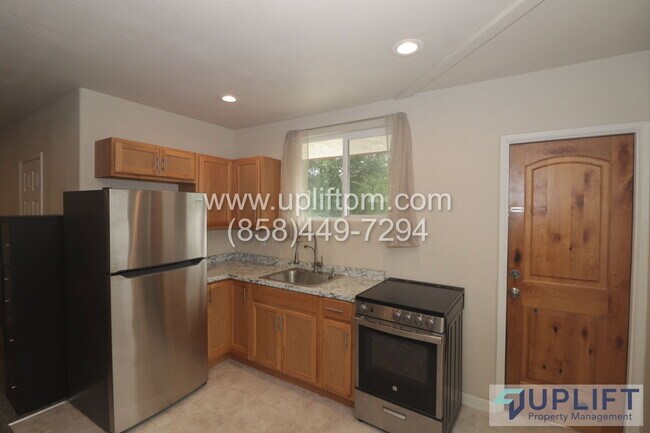 Photo - 766 S Grade Rd