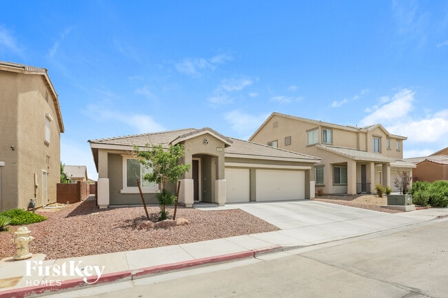 Photo - 3840 N Goldfield St