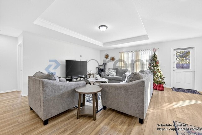 Photo - 2301 Vlg Crk Ln