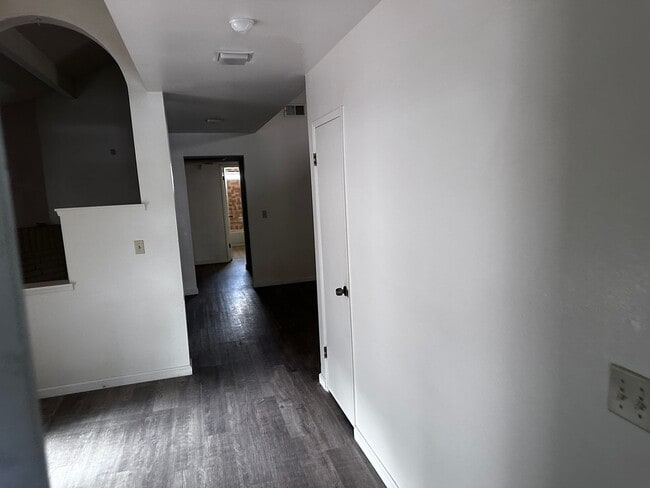 Photo - House