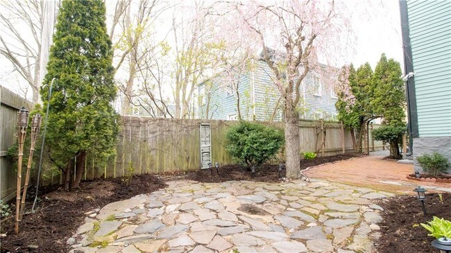 Photo - 21 School St Unit 4