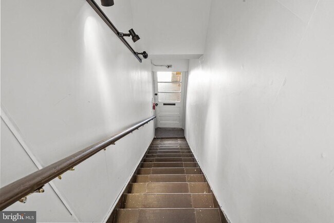 Photo - 87 E Butler Ave