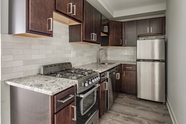 Photo - 448 W Barry Ave Unidad 132