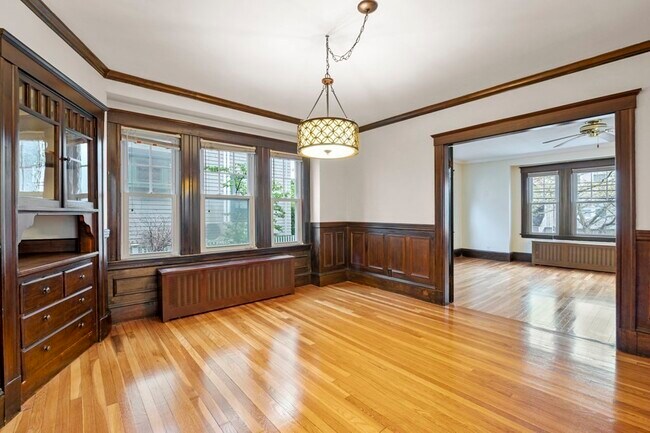 Building Photo - 59 Brooksdale Rd Unit 1F Rental