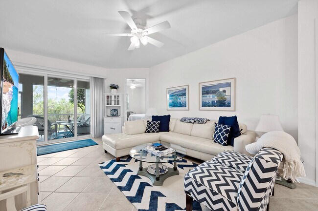 Photo - 4685 Hawks Nest Way