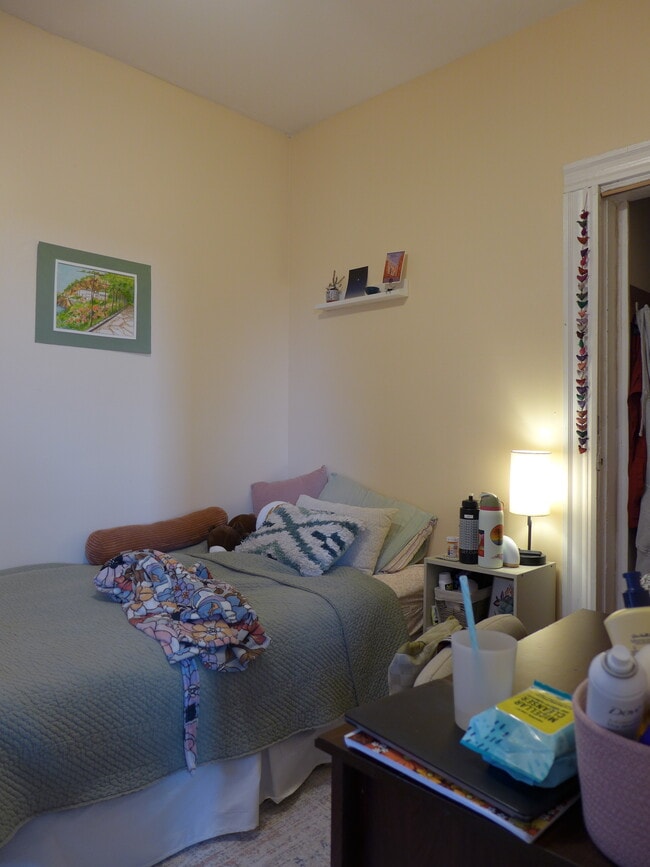 Photo - 828 Parker St Unidad 3