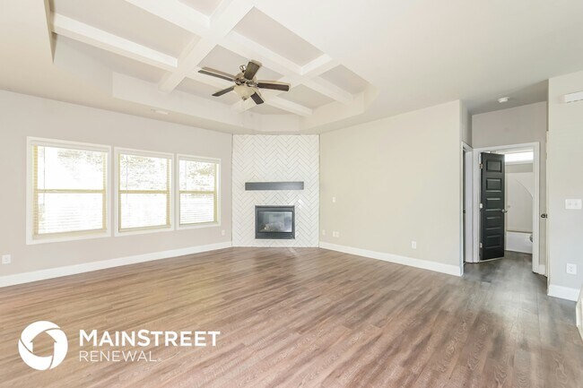 Photo - 747 Overlook Gln Dr