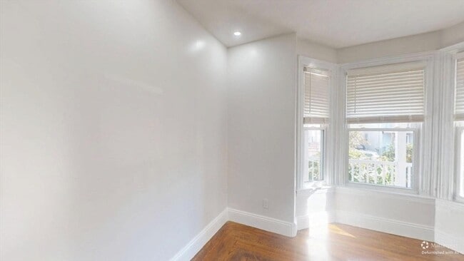 Photo - 100 Malden St Unidad 1