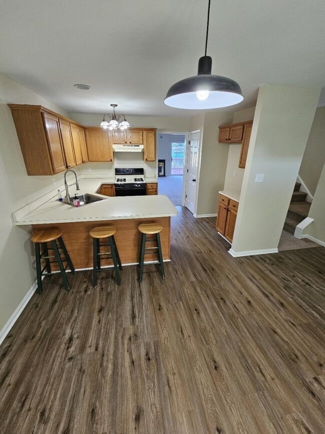 Photo - 666 Walnut Tree Dr