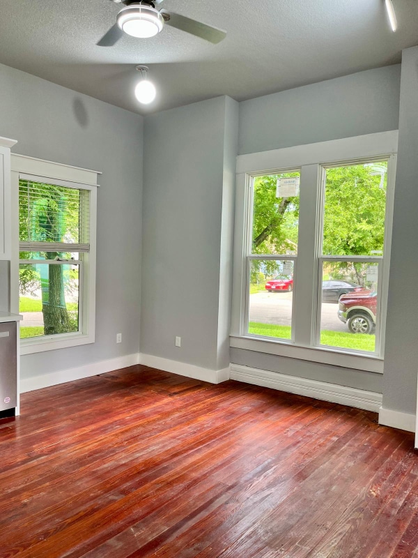 Photo - 2620 Colonial Ave