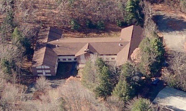 Building Photo - 2-43 Summer St