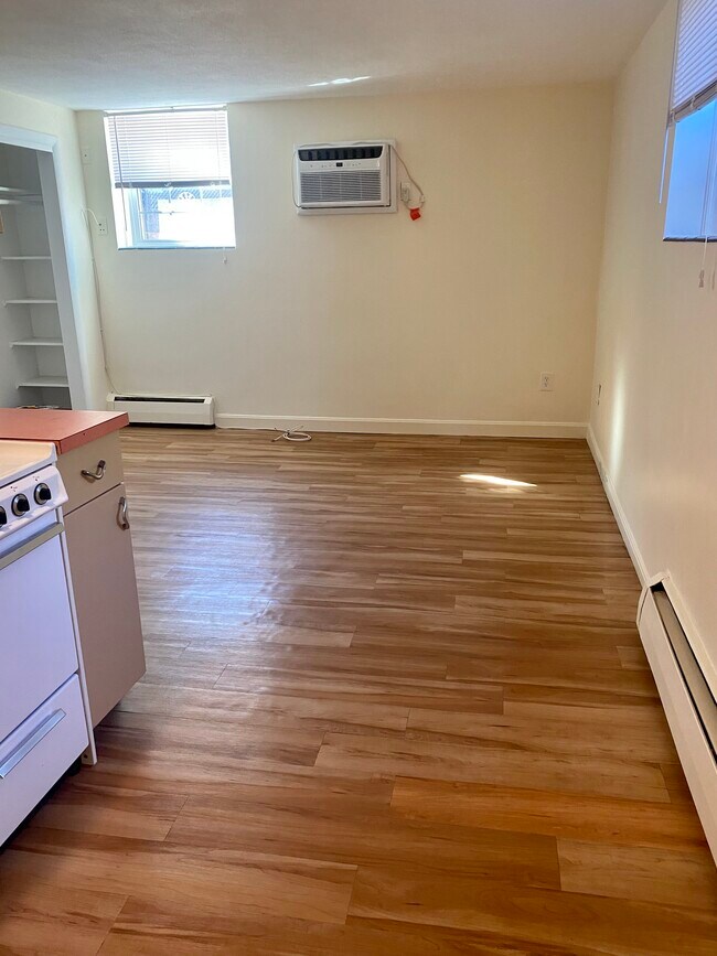 Photo - 1080 Massachusetts Ave Apartments Unit 4