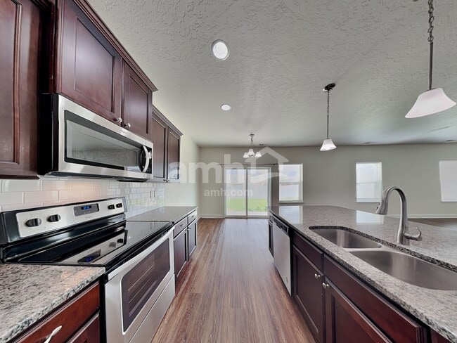 Photo - 58 S Lancaster Dr