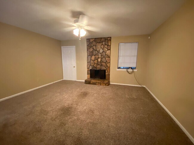 Photo - 3606 Quail Hollow Dr