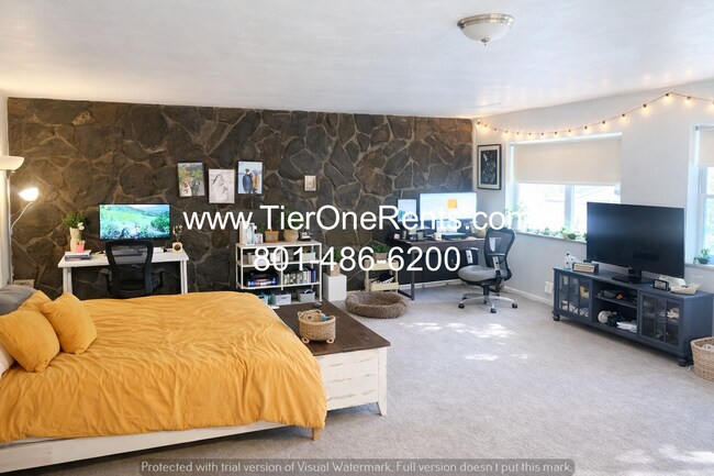 Photo - NO DEPOSIT option available for qualified renters with Obligo