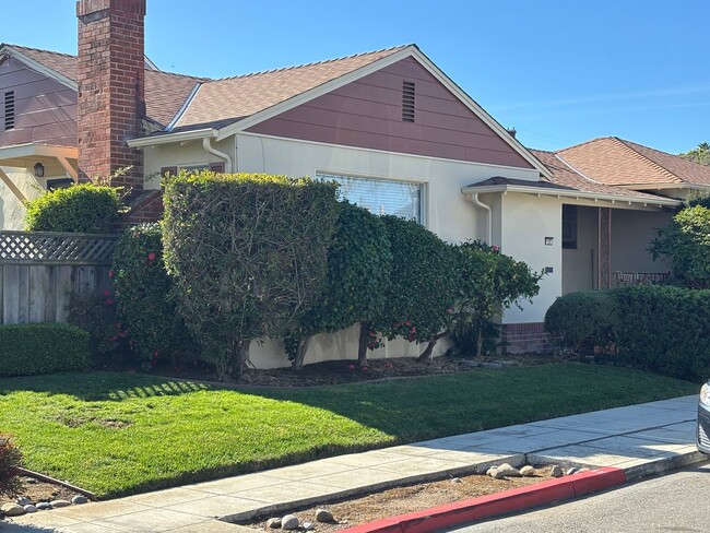 Photo - G1 | 170-172 12th Avenue* Unit 172