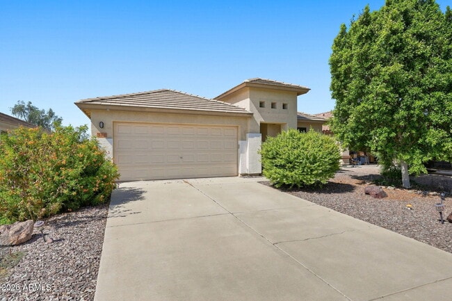 Photo - 521 W Angus Rd