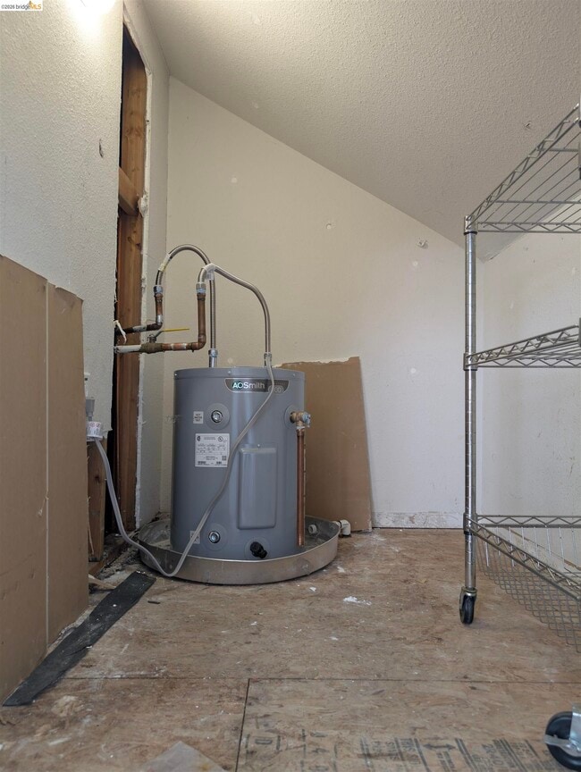 Photo - 1021 Arlington Way Unit Upper