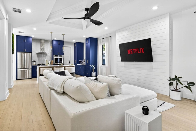 Photo - 1200 E Jean St Unidad ID1344551P