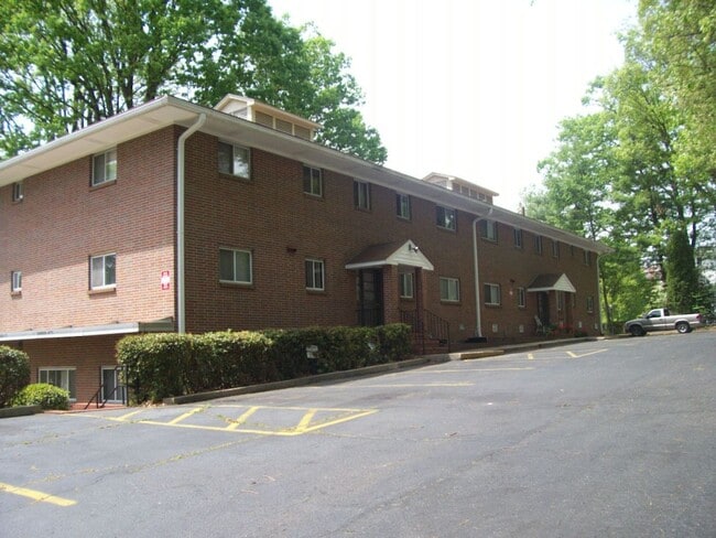 Photo - 2425 Queen St Apartment Unit 1
