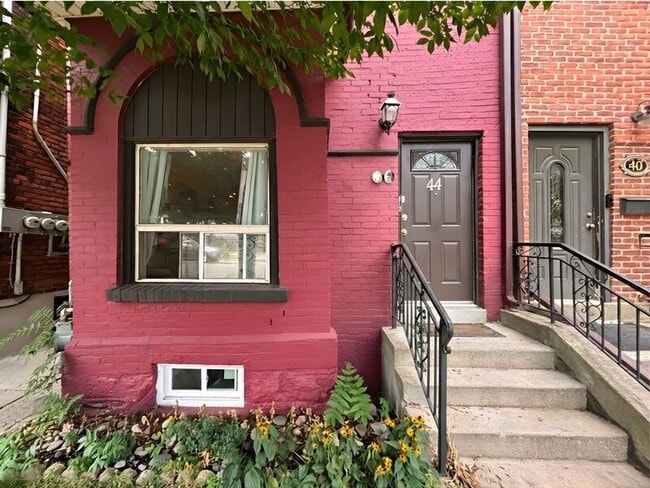 Photo - 44 Spring St Unit 1