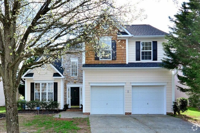 Building Photo - Lake Front Home