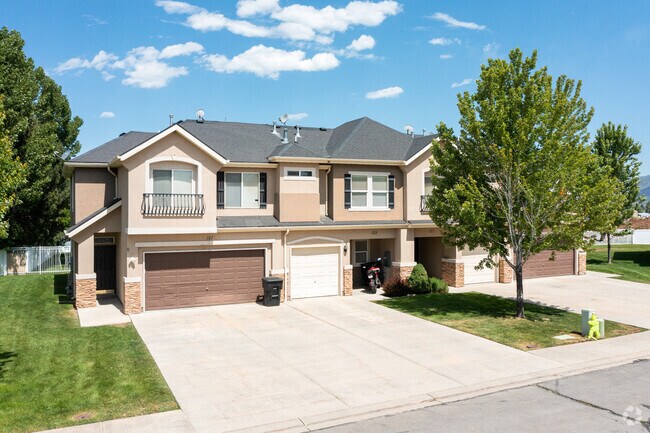Wing Pointe/Greenfield