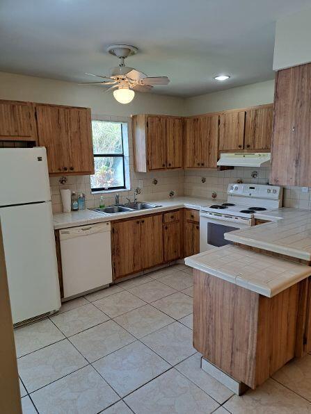 Photo - 9330 SW 61st Way