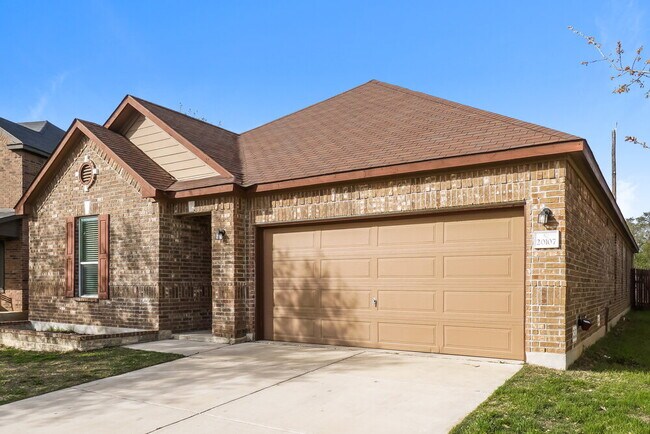 Photo - 20107 Silver Strm