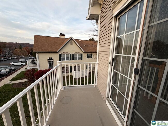 Photo - 1941 Willings Ln