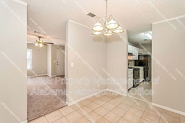 Photo - 3361 Royal Creek Rd