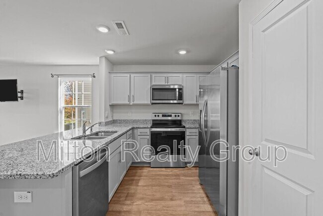 Photo - 122 March Crk Dr