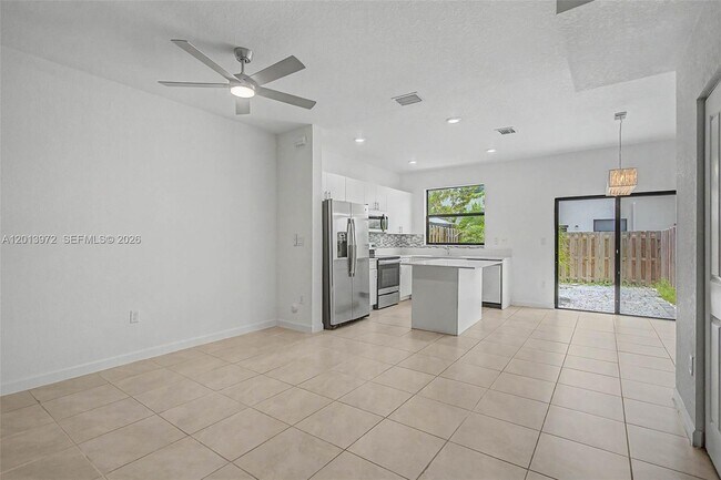 Photo - 13250 SW 285th St
