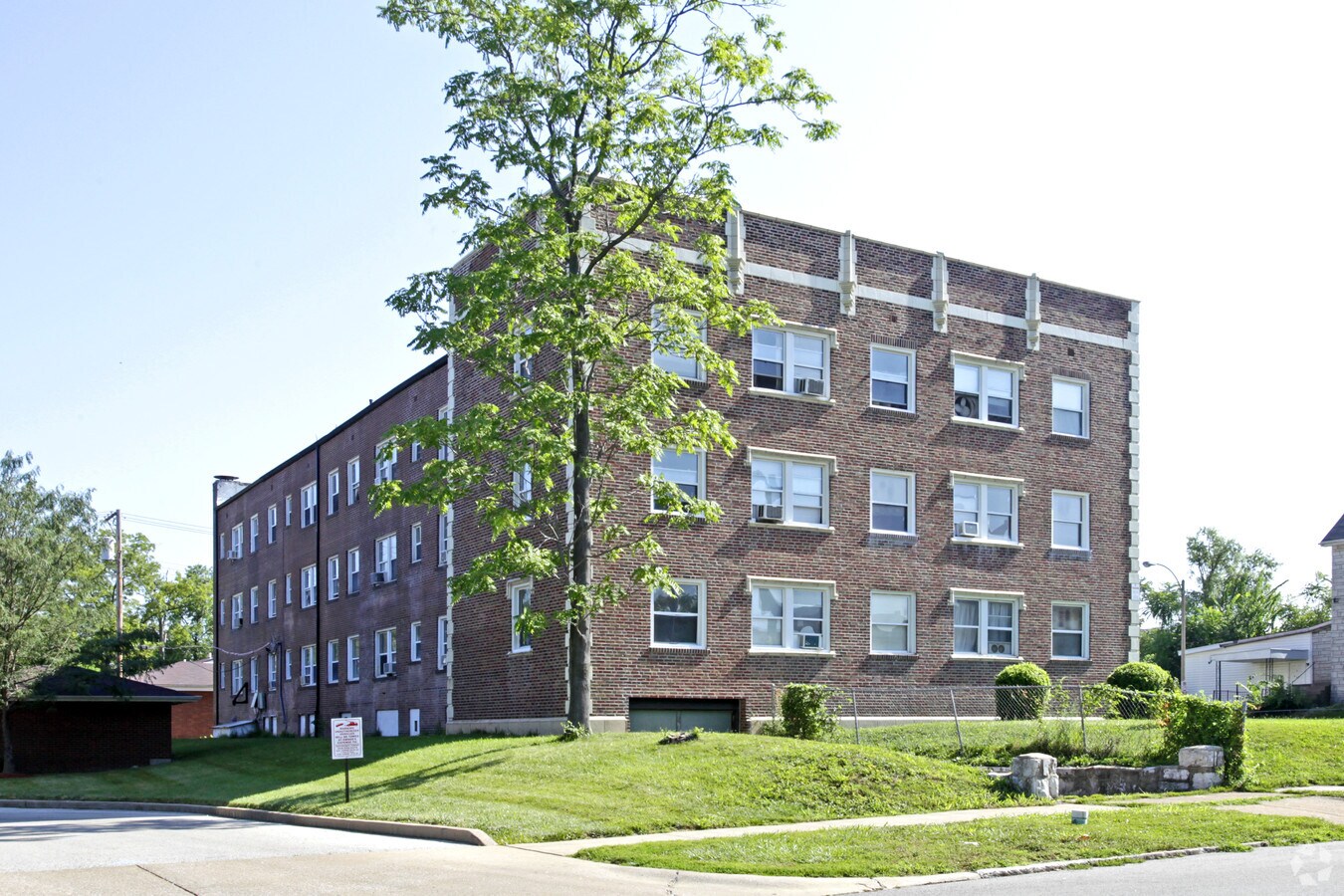 Photo - Clara Heights Apartments