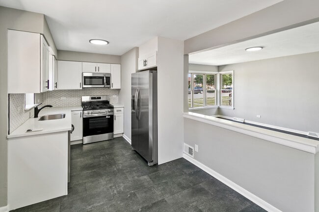 Photo - 7704 McVicker Ave