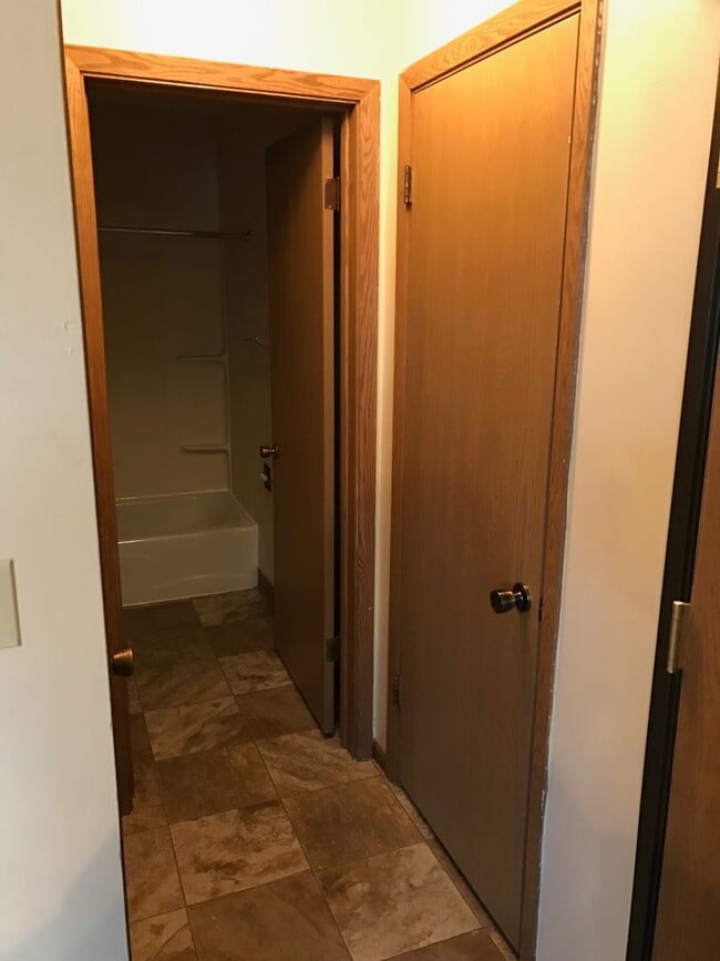 Photo - Forestview 1 Bedroom Upper Floor Unit 1524-2