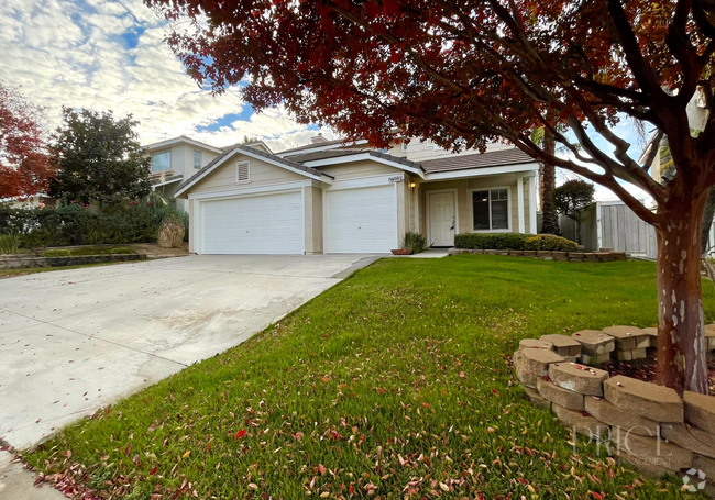 Building Photo - Great Family Home