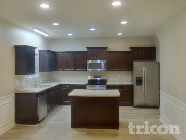 Photo - 1842 Warmingfield Dr