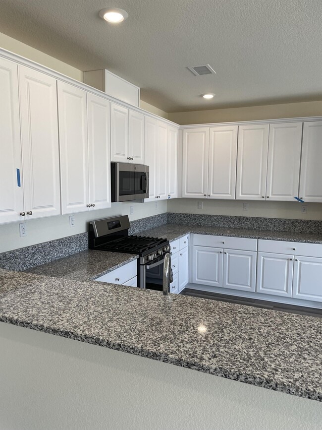 Photo - 110 Oakmont Dr