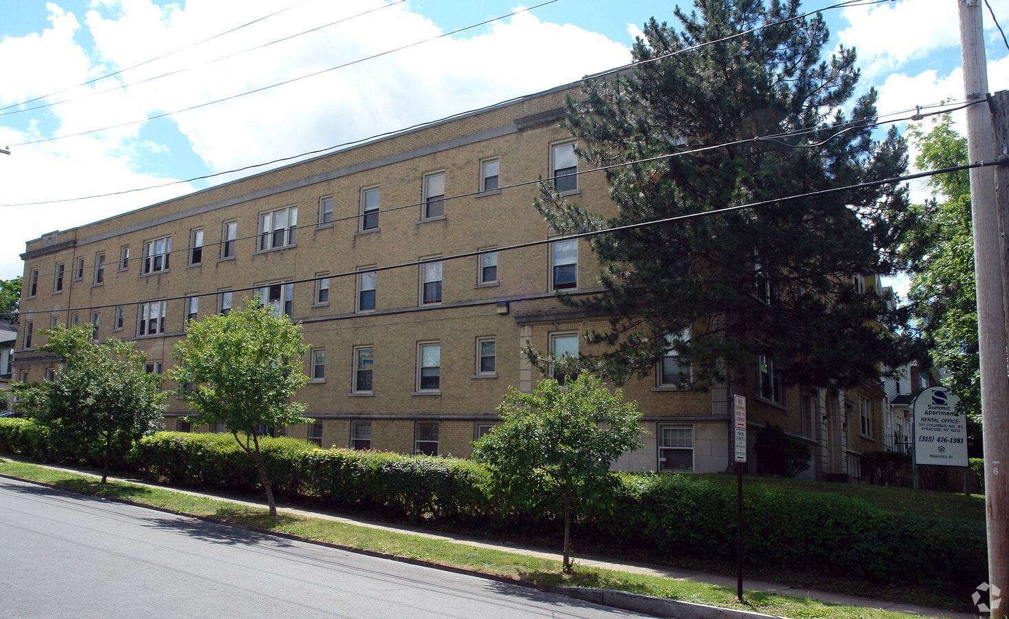 Summit Apartments - Summit Apartments